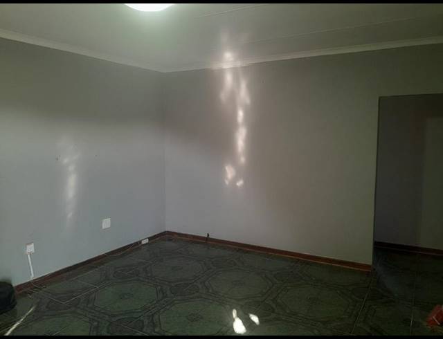 3 BEDROOM PROPERTY TO RENT IN BENDOR